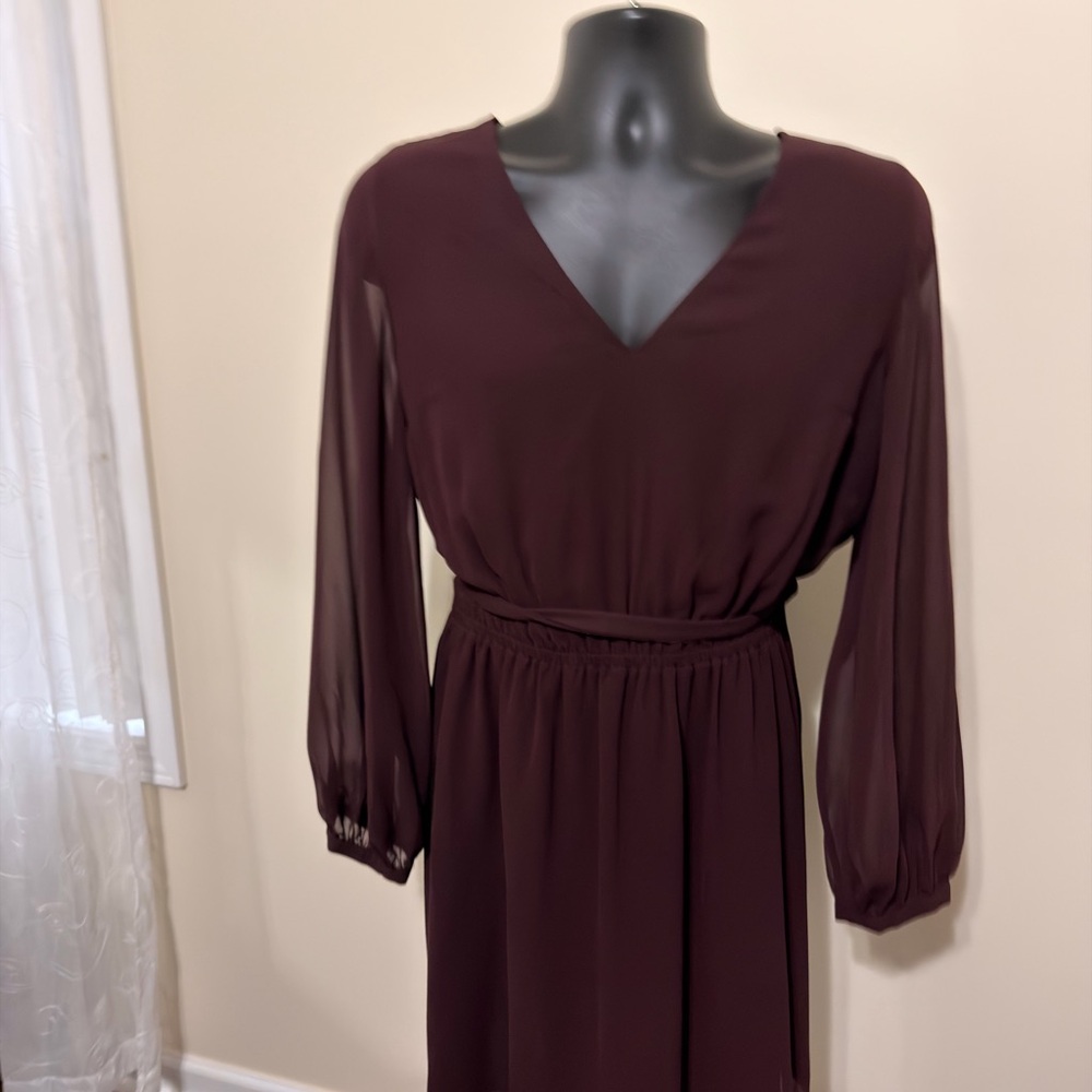 Elegant Burgundy Women's Dress